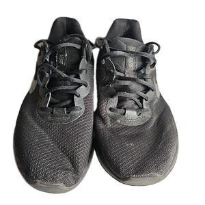 Nike Revolution 6 Men’s US Size 10 W Wide Running Shoes Triple Black DD8475-001